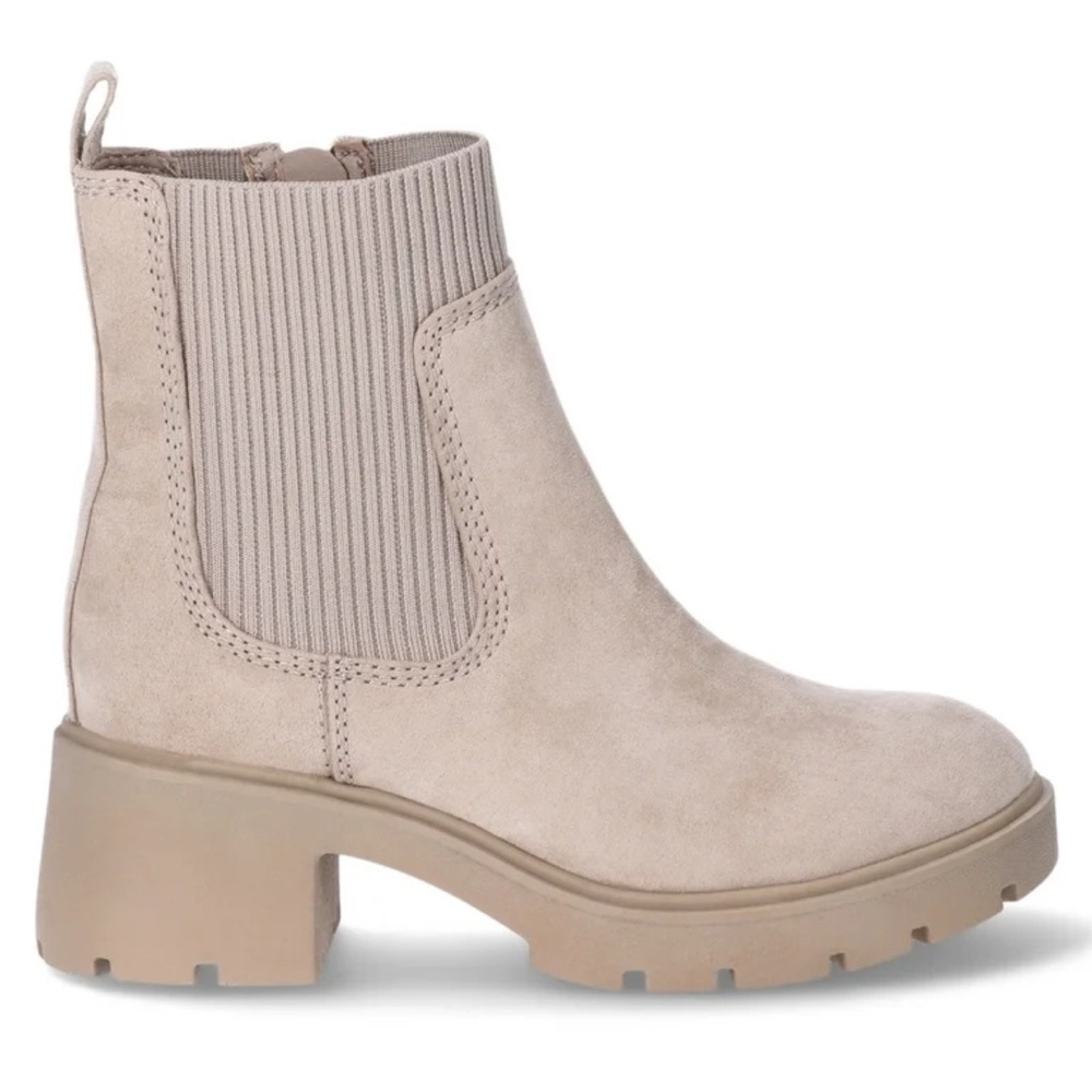 NWT NOBO Chelsea Boots size 11